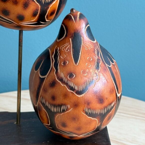 Vintage 70's Peruvian Hand-Carved Gourd Birds Sculpture Set On Wooden Base - Picture 3 of 10